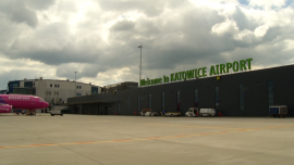 Lotnisko im. Wojciecha Korfantego w Katowicach - Pyrzowicach [przebitki] News powiązane z walizka