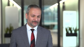 Orlen stawia na produkcję syntetycznych paliw lotniczych i zeroemisyjny wodór. Szuka innowacji w tych obszarach