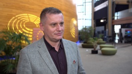 Unijne przepisy zwiększą bezpieczeństwo inwestycji w kryptowaluty. Nowe regulacje mają uporządkować rynek News powiązane z kryptowaluty